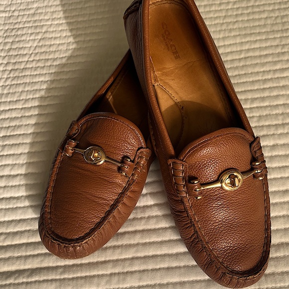 Coach Arlene Style Driving Shoe in Luggage Color Gold Metal Trim Sz 10B VGUC - Picture 1 of 5